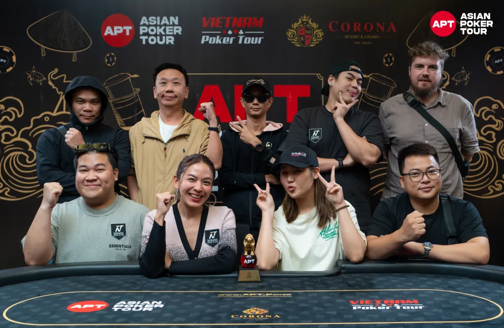 #TNTexclusive นักกีฬาโป๊กเกอร์จากประเทศไทยโชว์ฟอร์มเดือนยกทัพเข้าสู่ไฟนอลเทเบิ้ลในรายการ #54: Hyper Turbo ชิงเงินรางวัลรวม 535,000 บาท